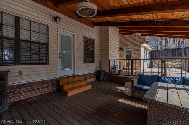 1222 Brookside Drive, Greenwood, AR 72936