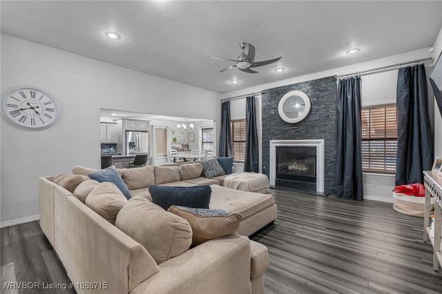 1222 Brookside Drive, Greenwood, AR 72936