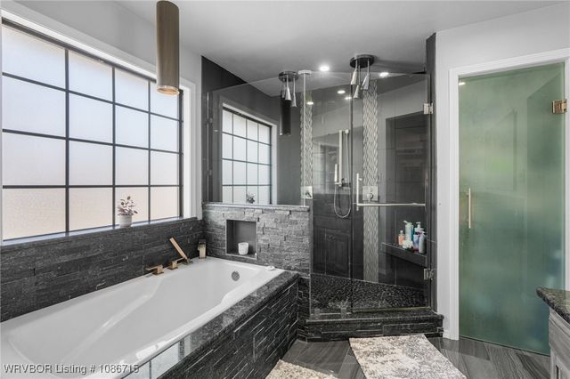 1222 Brookside Drive, Greenwood, AR 72936