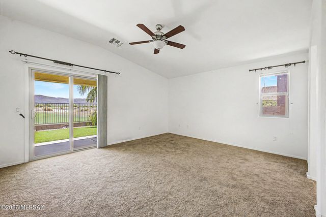 8581 N Continental Links Drive, Tucson, AZ 85743