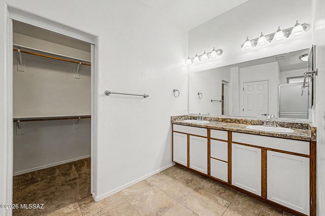 8581 N Continental Links Drive, Tucson, AZ 85743
