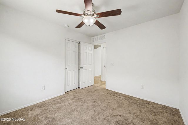 8581 N Continental Links Drive, Tucson, AZ 85743