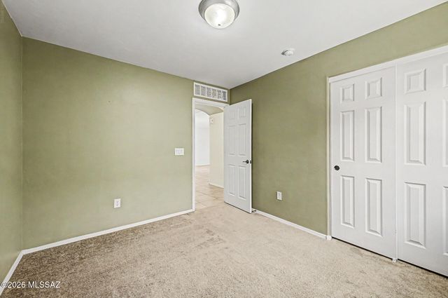 8581 N Continental Links Drive, Tucson, AZ 85743
