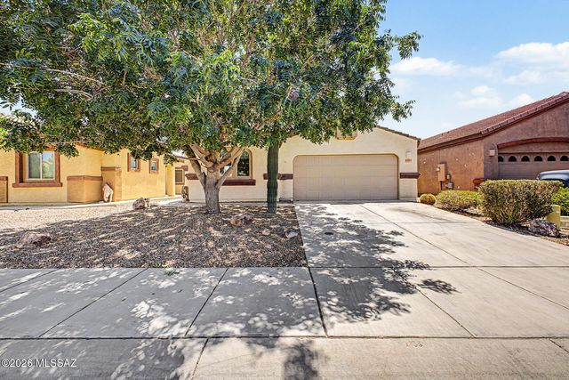 8581 N Continental Links Drive, Tucson, AZ 85743