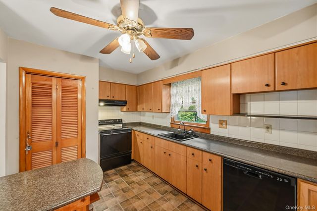 9 Michelle Drive, Newburgh, NY 12550