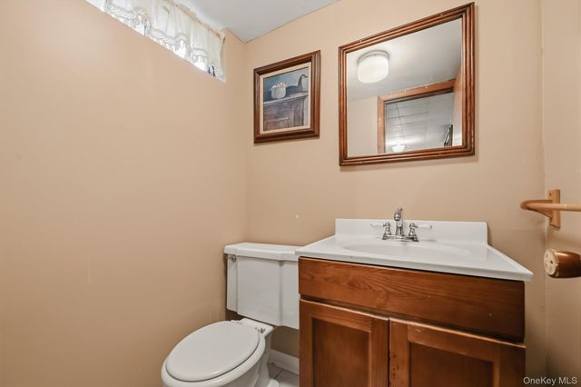 9 Michelle Drive, Newburgh, NY 12550