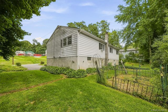 9 Michelle Drive, Newburgh, NY 12550