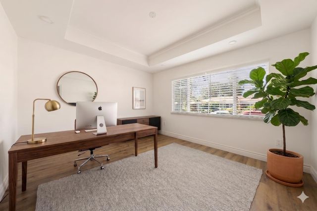 5049 Holyoke Way, Sacramento, CA 95841