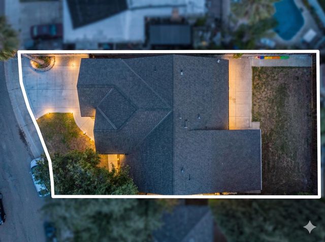 5049 Holyoke Way, Sacramento, CA 95841