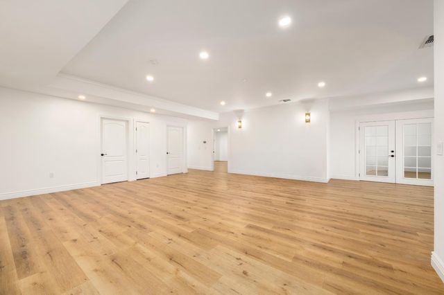 5049 Holyoke Way, Sacramento, CA 95841