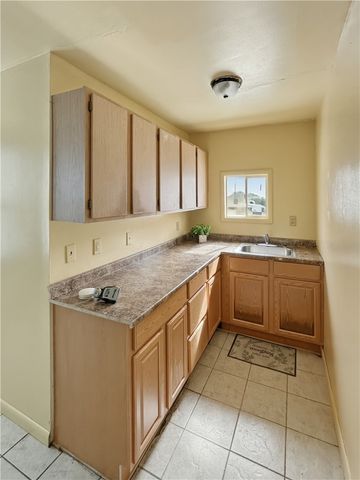 140 Cleveland Street, Providence, RI 02909