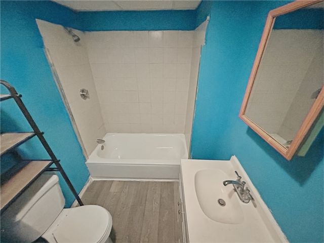 140 Cleveland Street, Providence, RI 02909