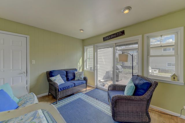 1525 Fran-lin Pkwy, Munster, IN 46321