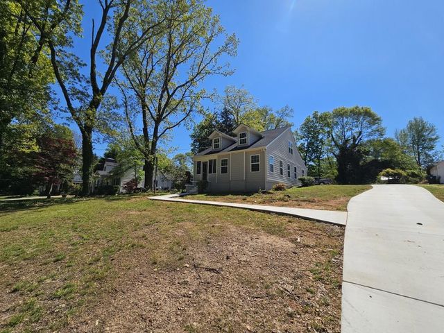 1120 Morningside Drive, Gainesville, GA 30501