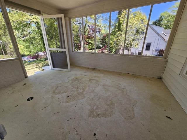 1120 Morningside Drive, Gainesville, GA 30501