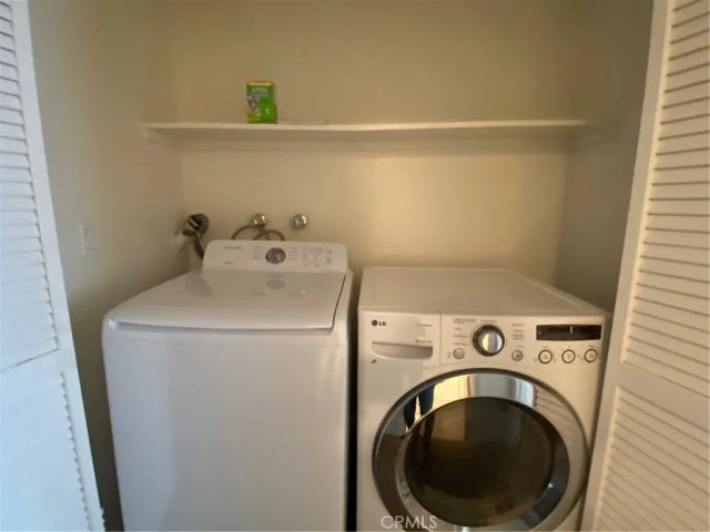 1740 Malcolm 201, Los Angeles, CA 90024