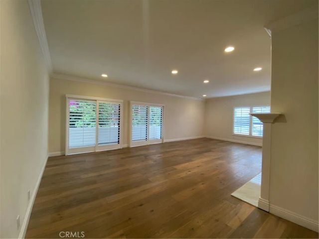 1740 Malcolm 201, Los Angeles, CA 90024