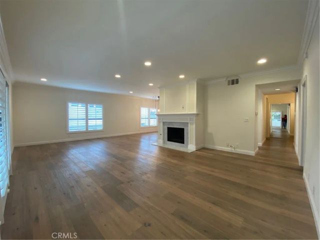 1740 Malcolm 201, Los Angeles, CA 90024