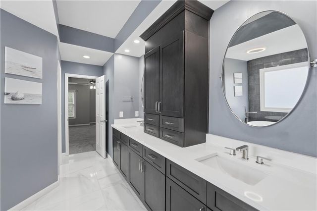 160 Treadstone Overlook, Suwanee, GA 30024