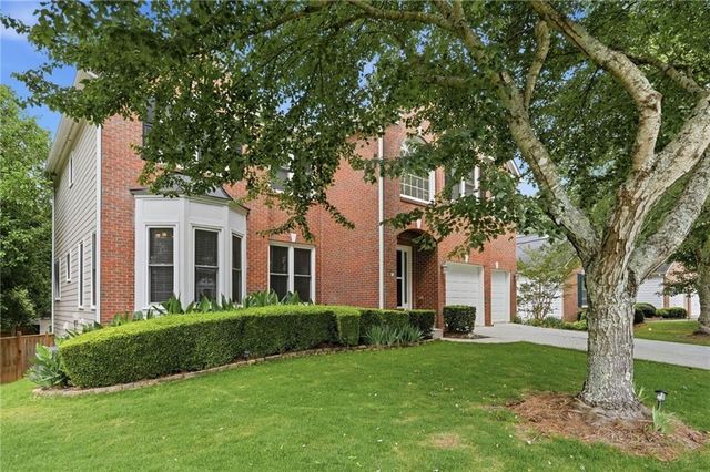 160 Treadstone Overlook, Suwanee, GA 30024