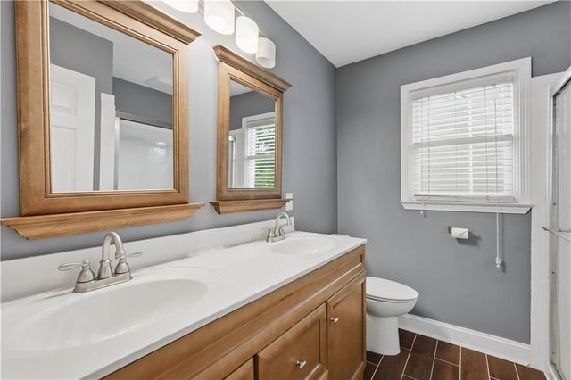 160 Treadstone Overlook, Suwanee, GA 30024