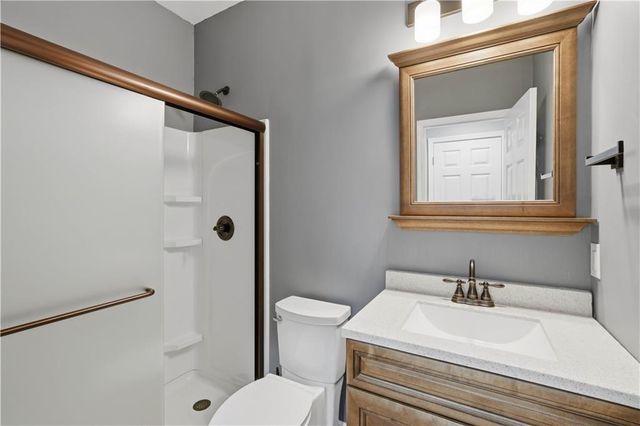 160 Treadstone Overlook, Suwanee, GA 30024