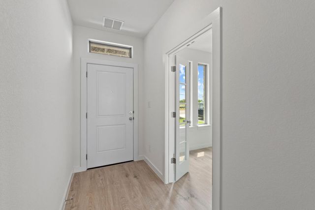 202 Melrose ST, Hutto, TX 78634