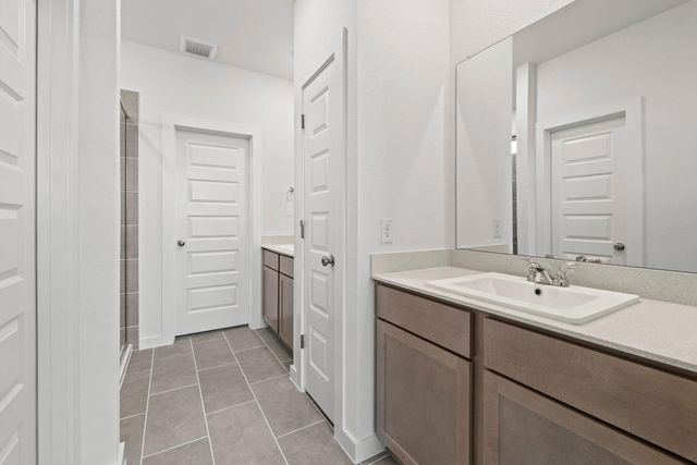 202 Melrose ST, Hutto, TX 78634