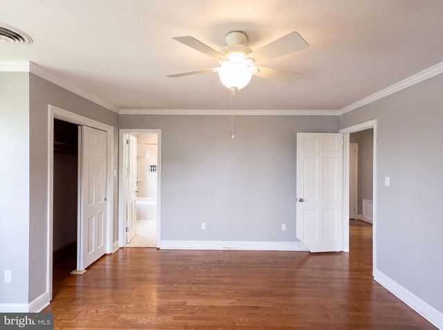 494 WALTON ST, Strasburg, VA 22657