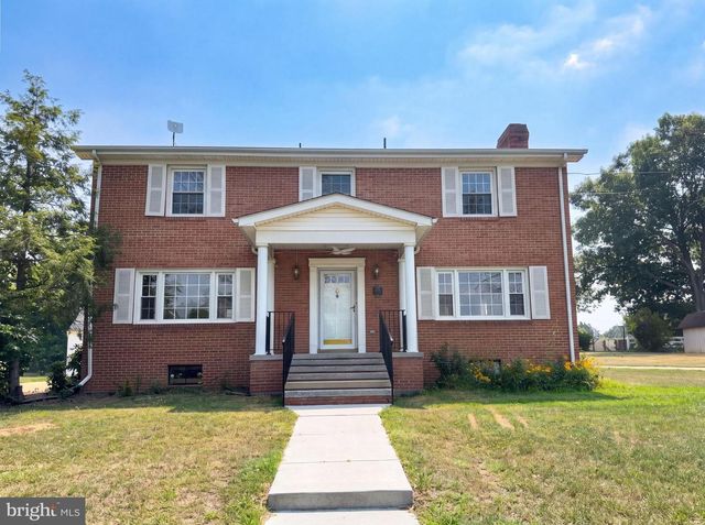 494 WALTON ST, Strasburg, VA 22657