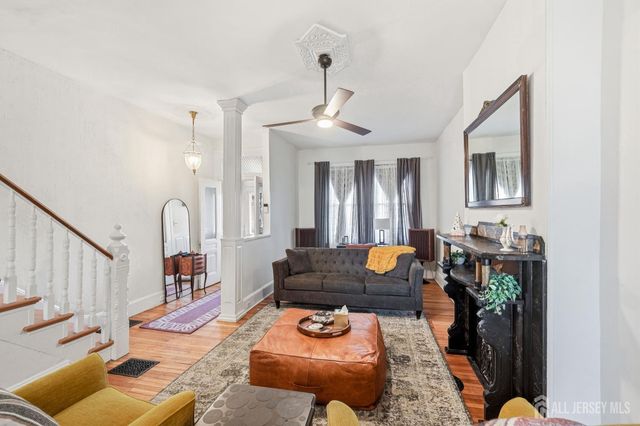 346 E Union Street, Burlington City, NJ 08016