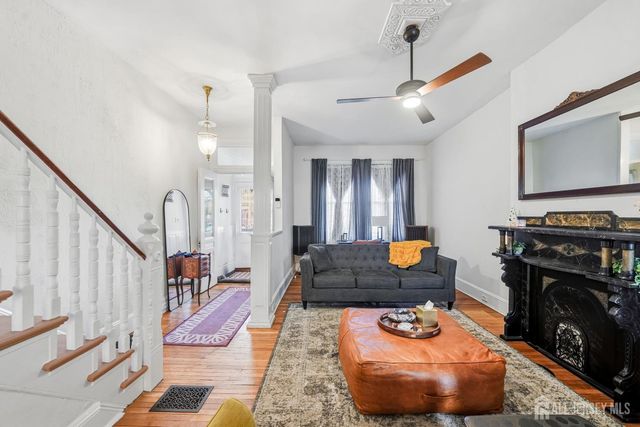 346 E Union Street, Burlington City, NJ 08016