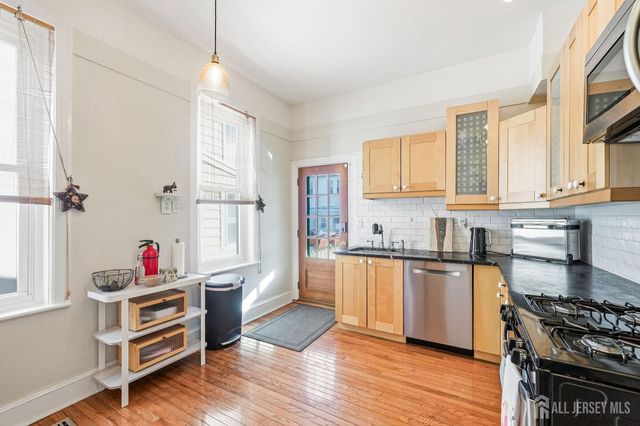 346 E Union Street, Burlington City, NJ 08016