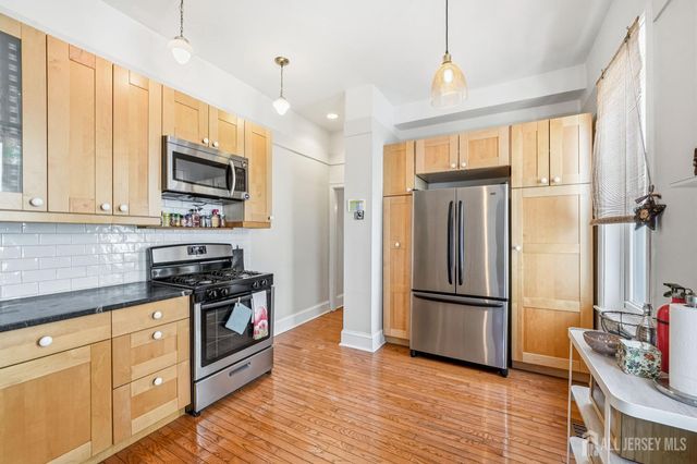 346 E Union Street, Burlington City, NJ 08016