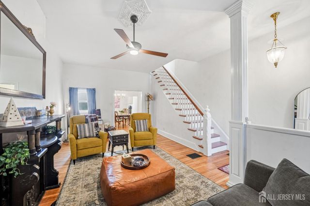 346 E Union Street, Burlington City, NJ 08016