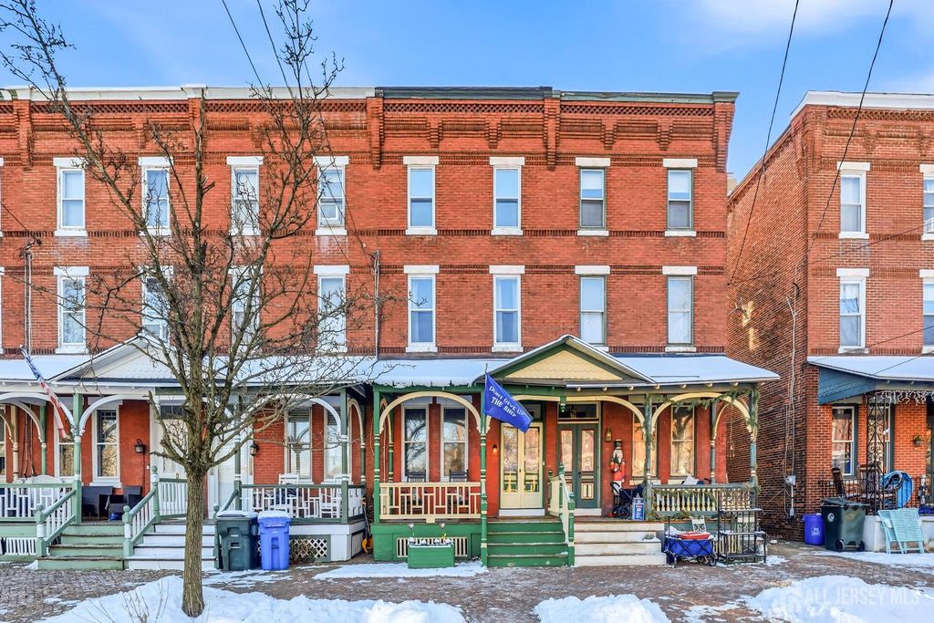 346 E Union Street, Burlington City, NJ 08016