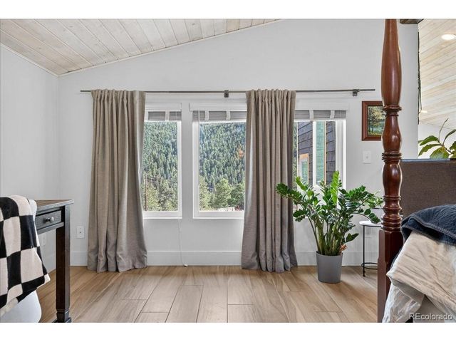 11013 Circle Dr, Golden, CO 80403