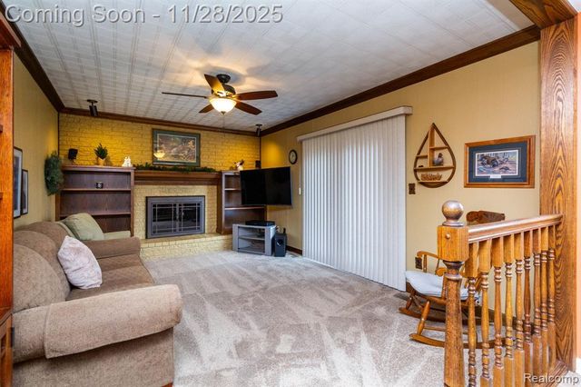 33866 Curcio Drive, Sterling Heights, MI 48310