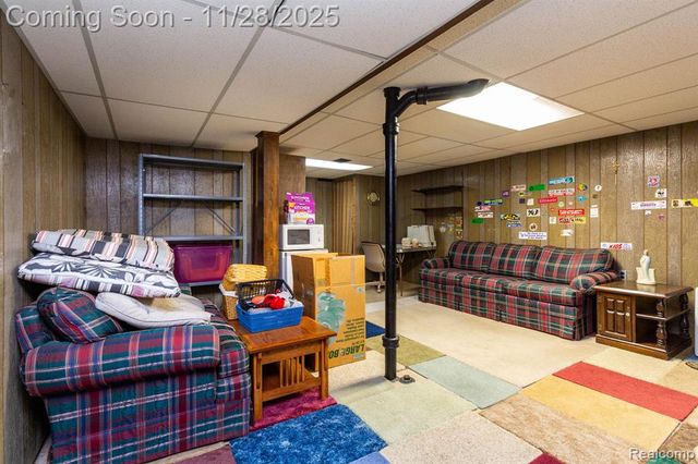 33866 Curcio Drive, Sterling Heights, MI 48310