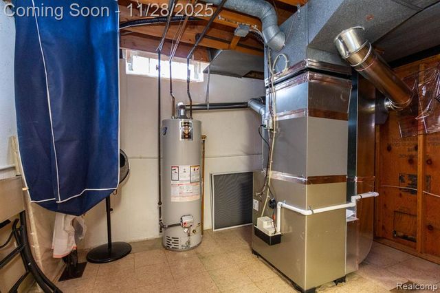 33866 Curcio Drive, Sterling Heights, MI 48310