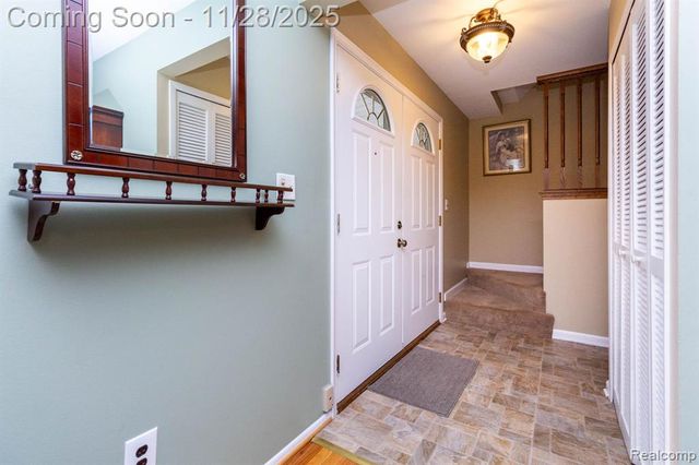 33866 Curcio Drive, Sterling Heights, MI 48310