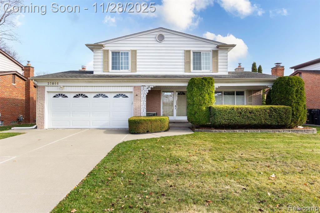 33866 Curcio Drive, Sterling Heights, MI 48310