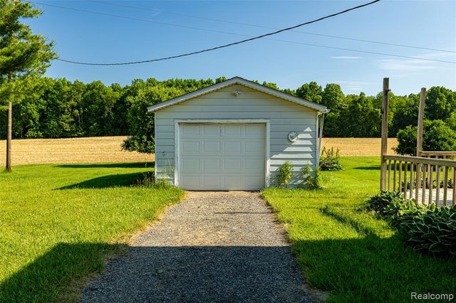2851 N Dancer Road, Dexter, MI 48130