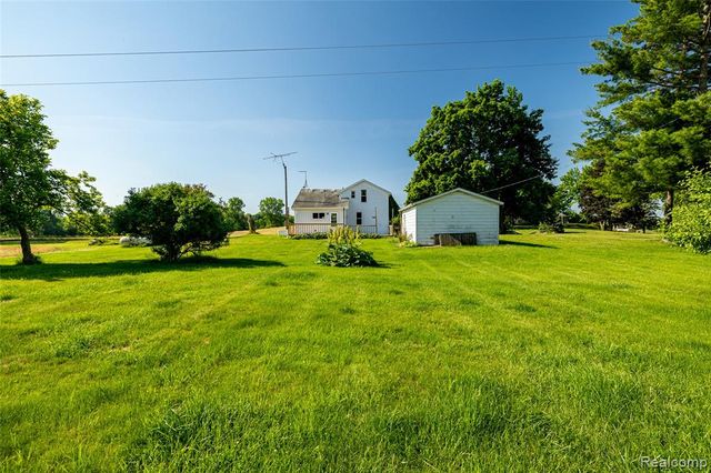2851 N Dancer Road, Dexter, MI 48130