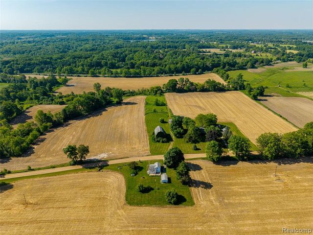 2851 N Dancer Road, Dexter, MI 48130
