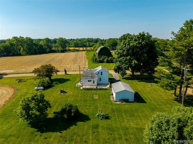 2851 N Dancer Road, Dexter, MI 48130