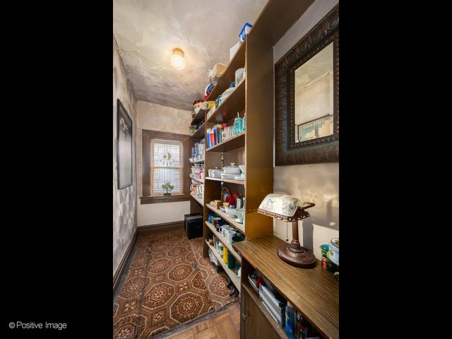 1510 Gunderson Avenue, Berwyn, IL 60402