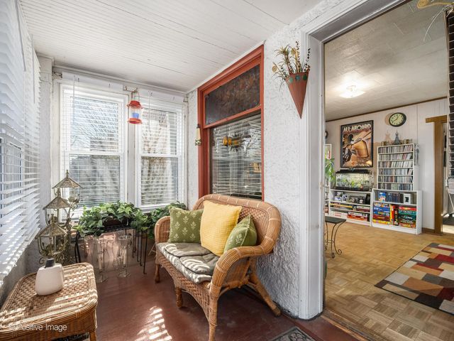 1510 Gunderson Avenue, Berwyn, IL 60402