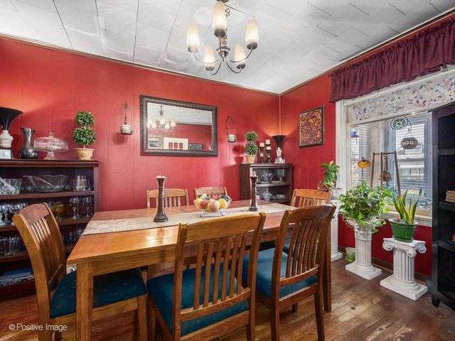 1510 Gunderson Avenue, Berwyn, IL 60402