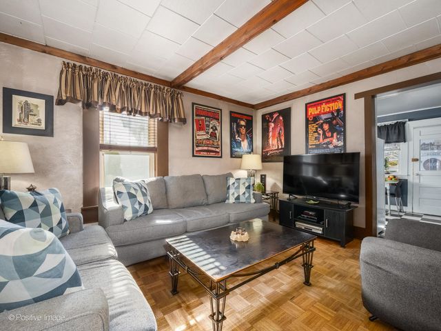 1510 Gunderson Avenue, Berwyn, IL 60402